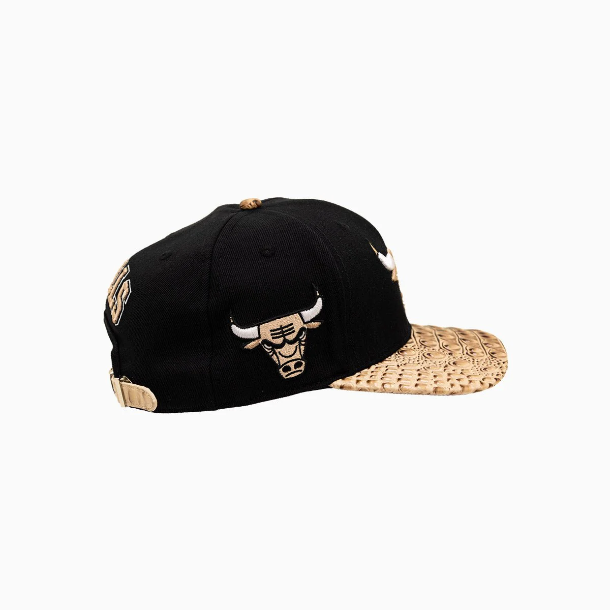 Chicago Bulls NBA Leather Visor Flatbrim Snapback Hat - Image 3