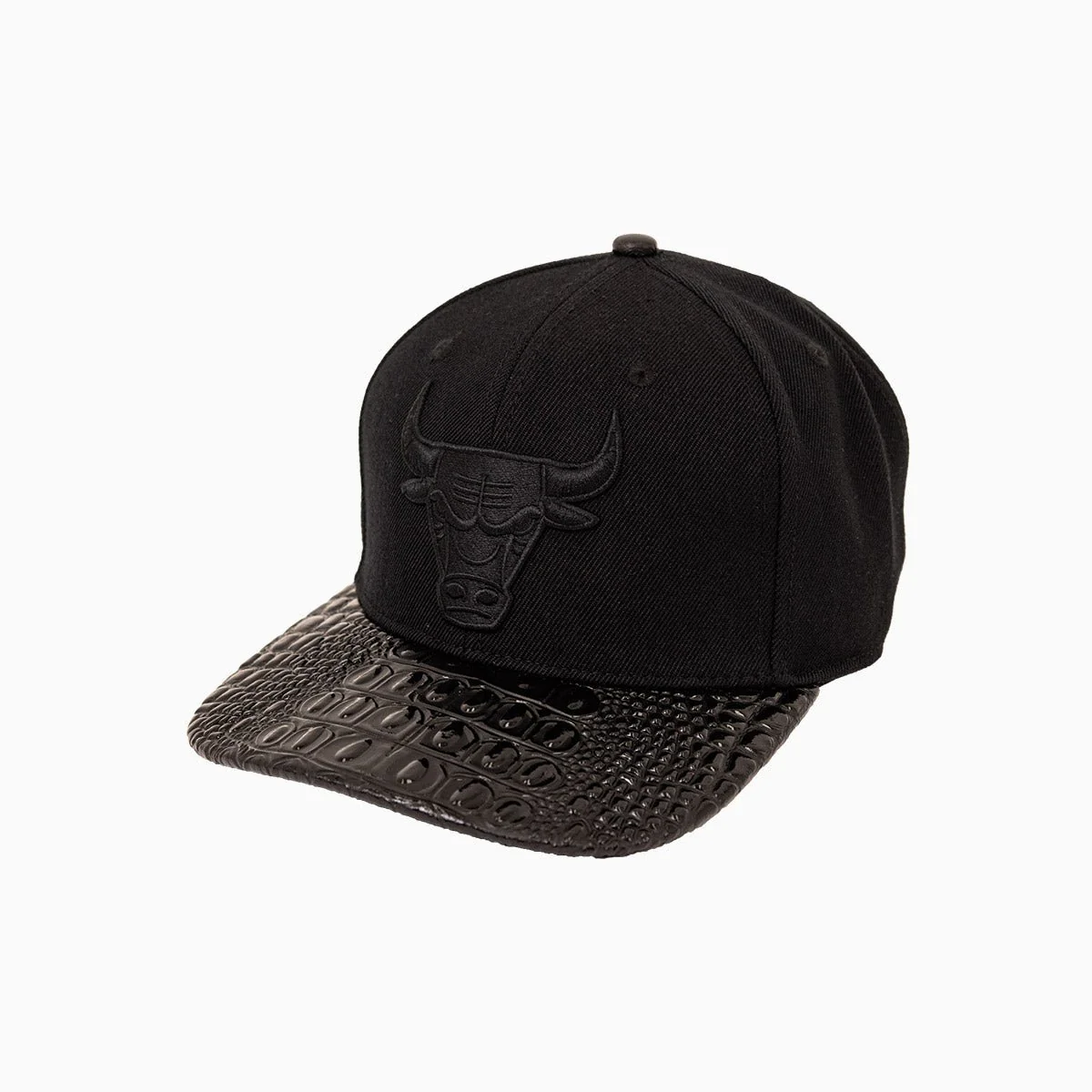 Chicago Bulls NBA Leather Visor Snapback Hat - Image 6