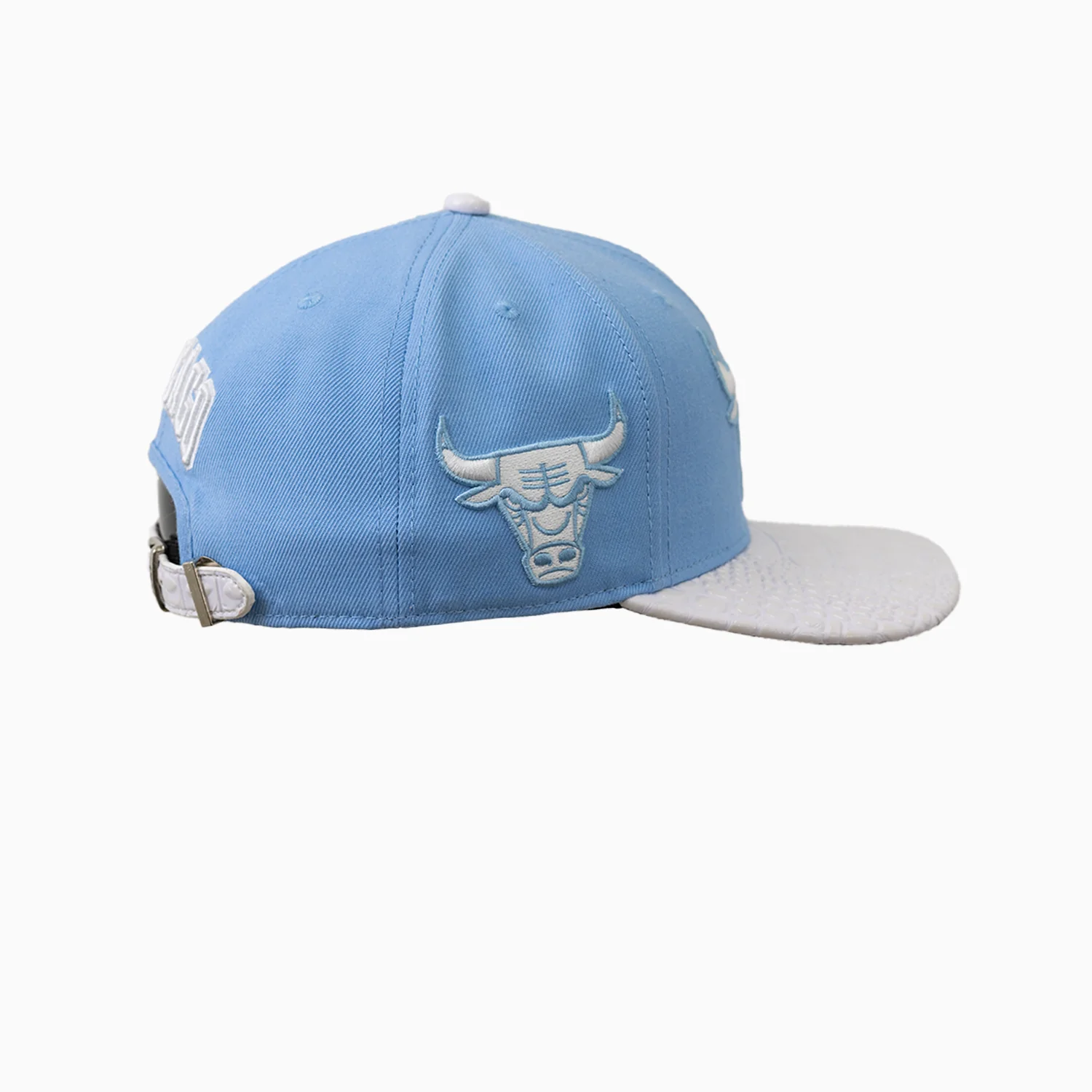 Chicago Bulls NBA Leather Visor Strapback Hat - Image 4