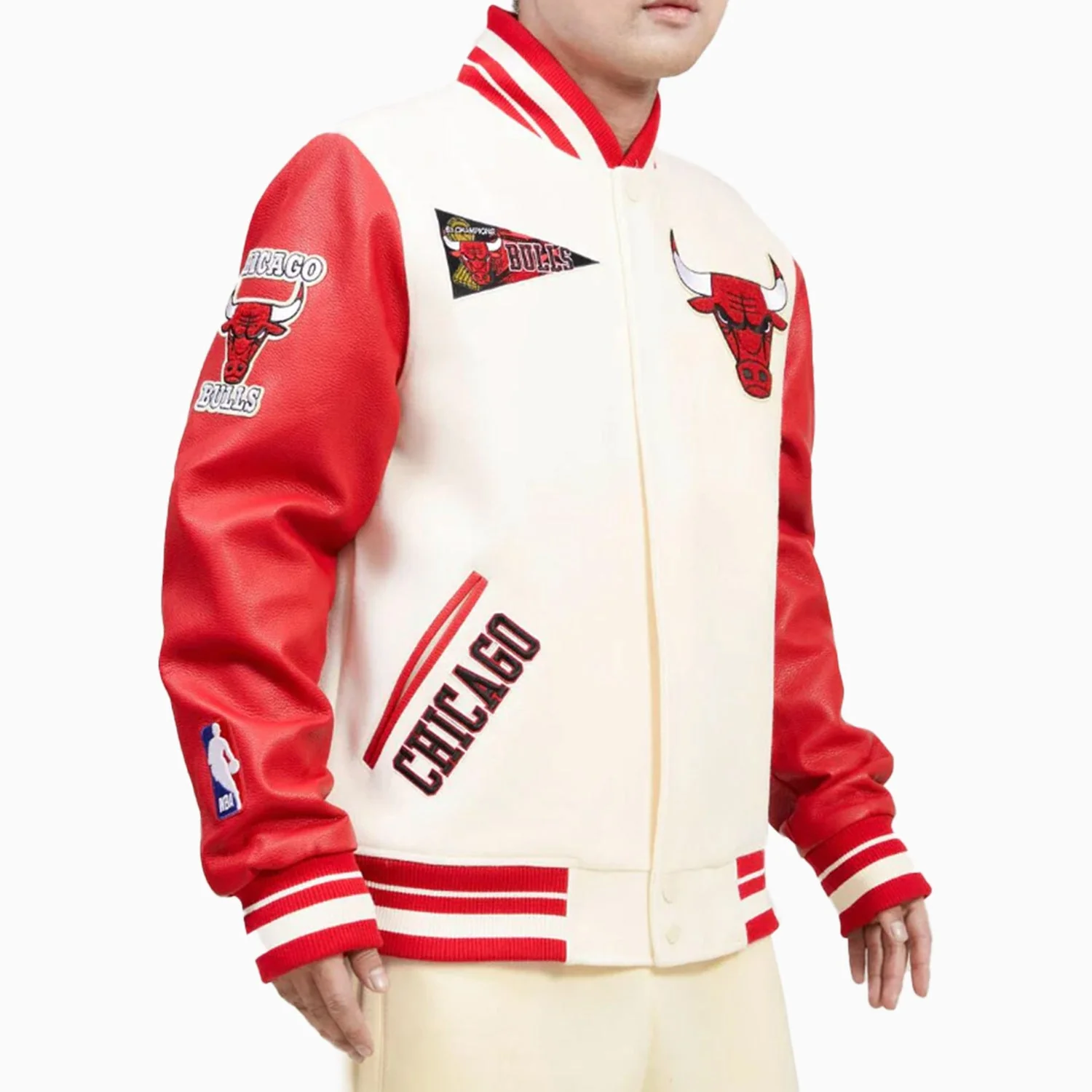 Men's Chicago Bulls NBA Wool Varsity Jacket - Image 4