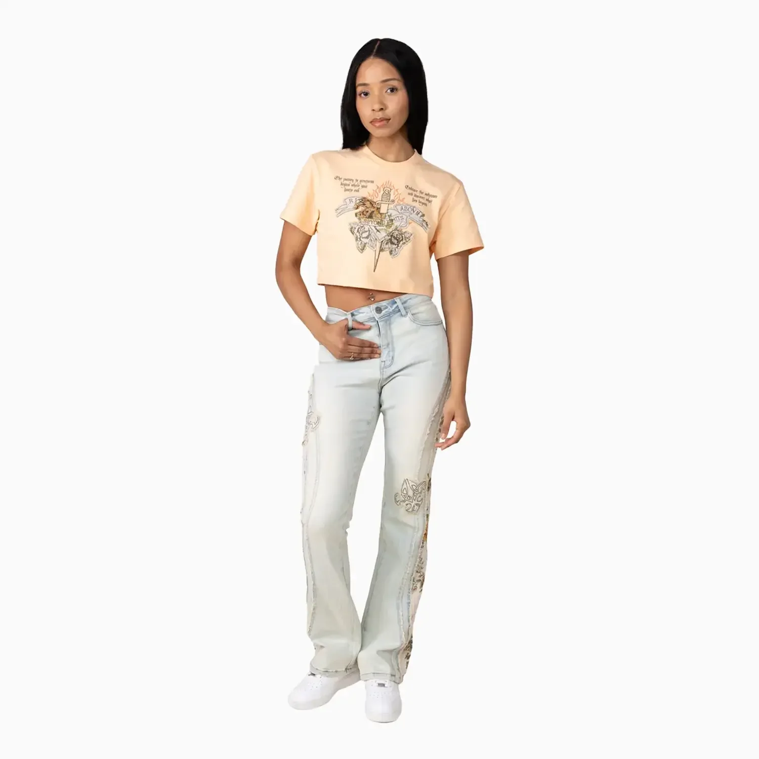 Women's High Rise Graphic Crop Outfit
