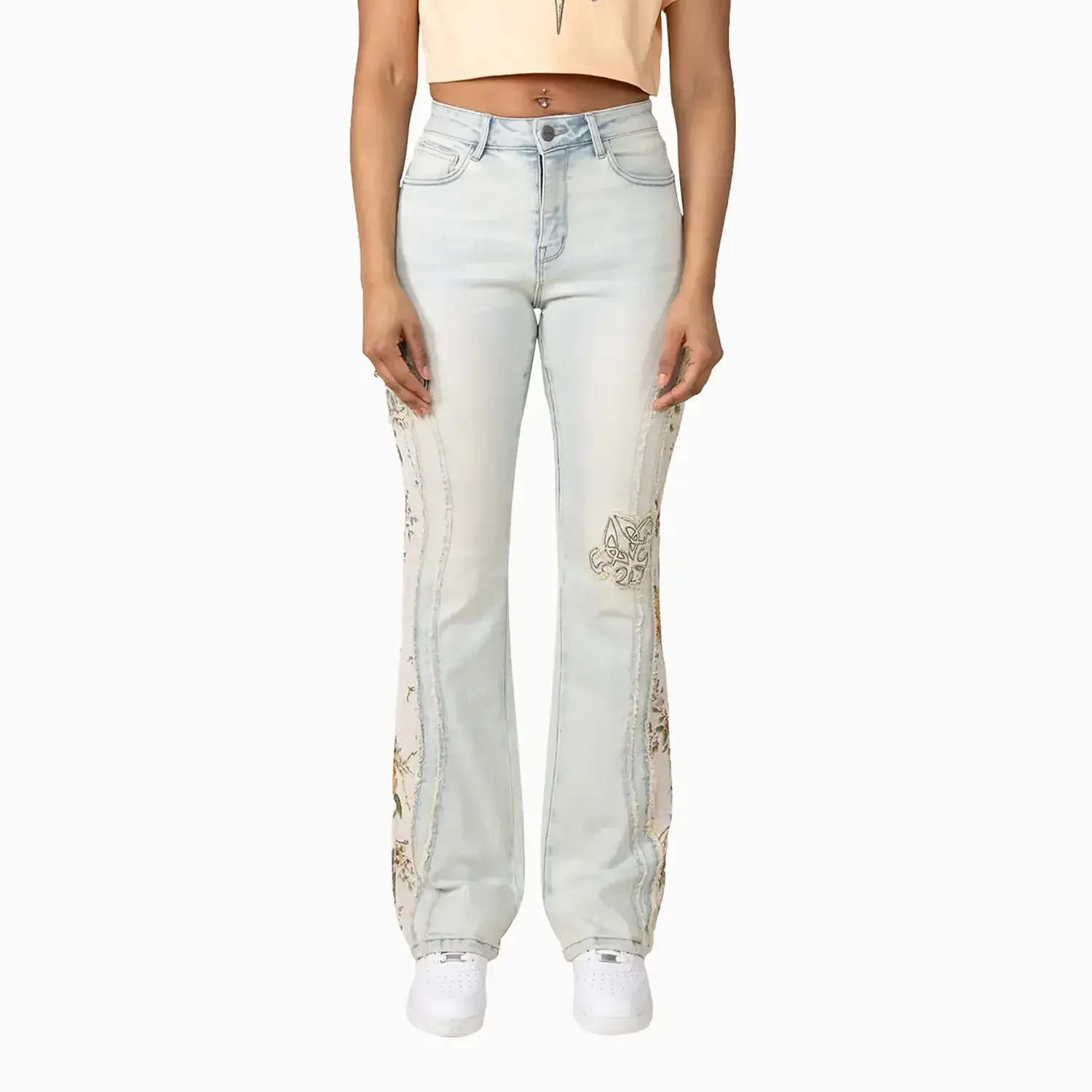 Women's High Rise Graphic Crop Outfit - Image 4