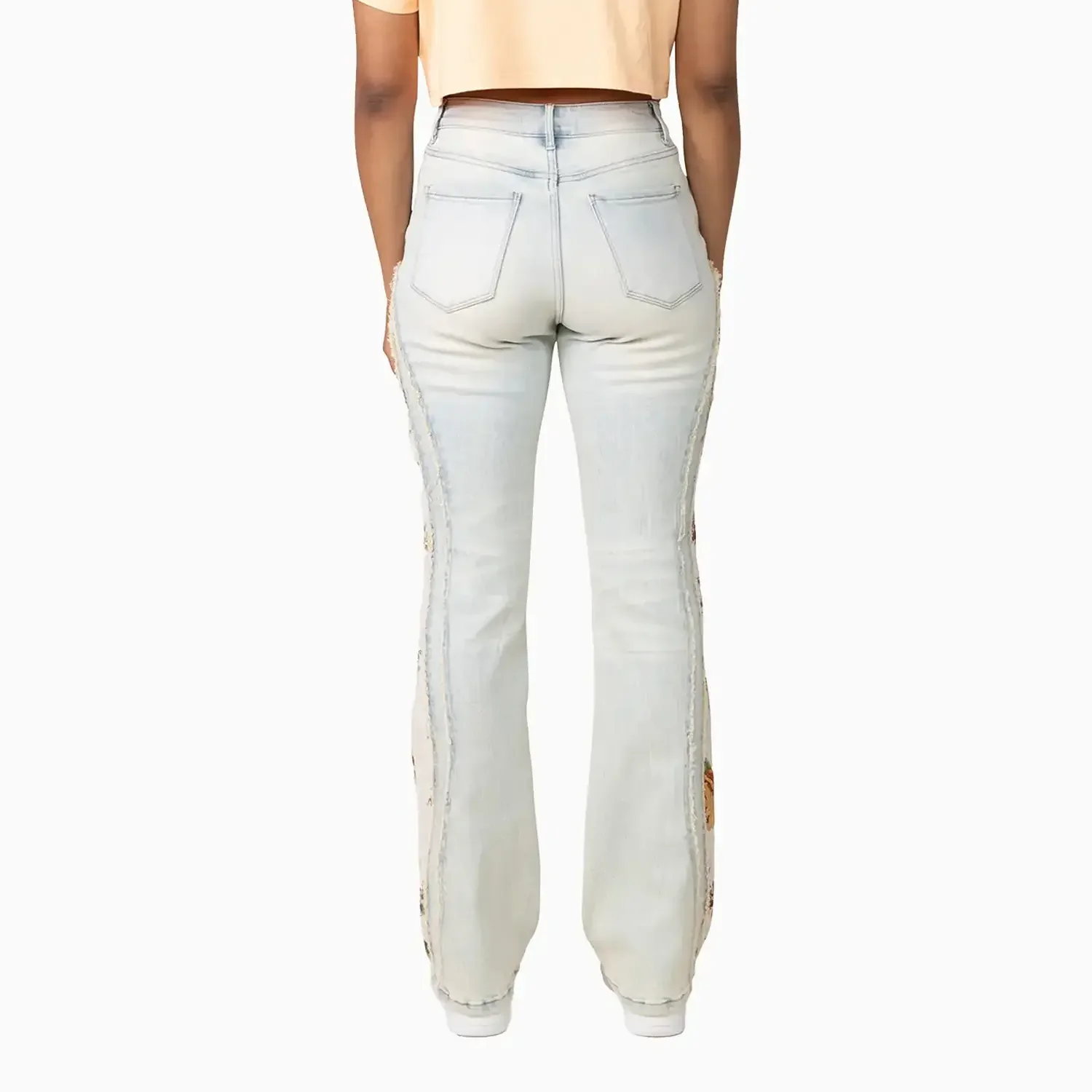 Women's High Rise Graphic Crop Outfit - Image 5