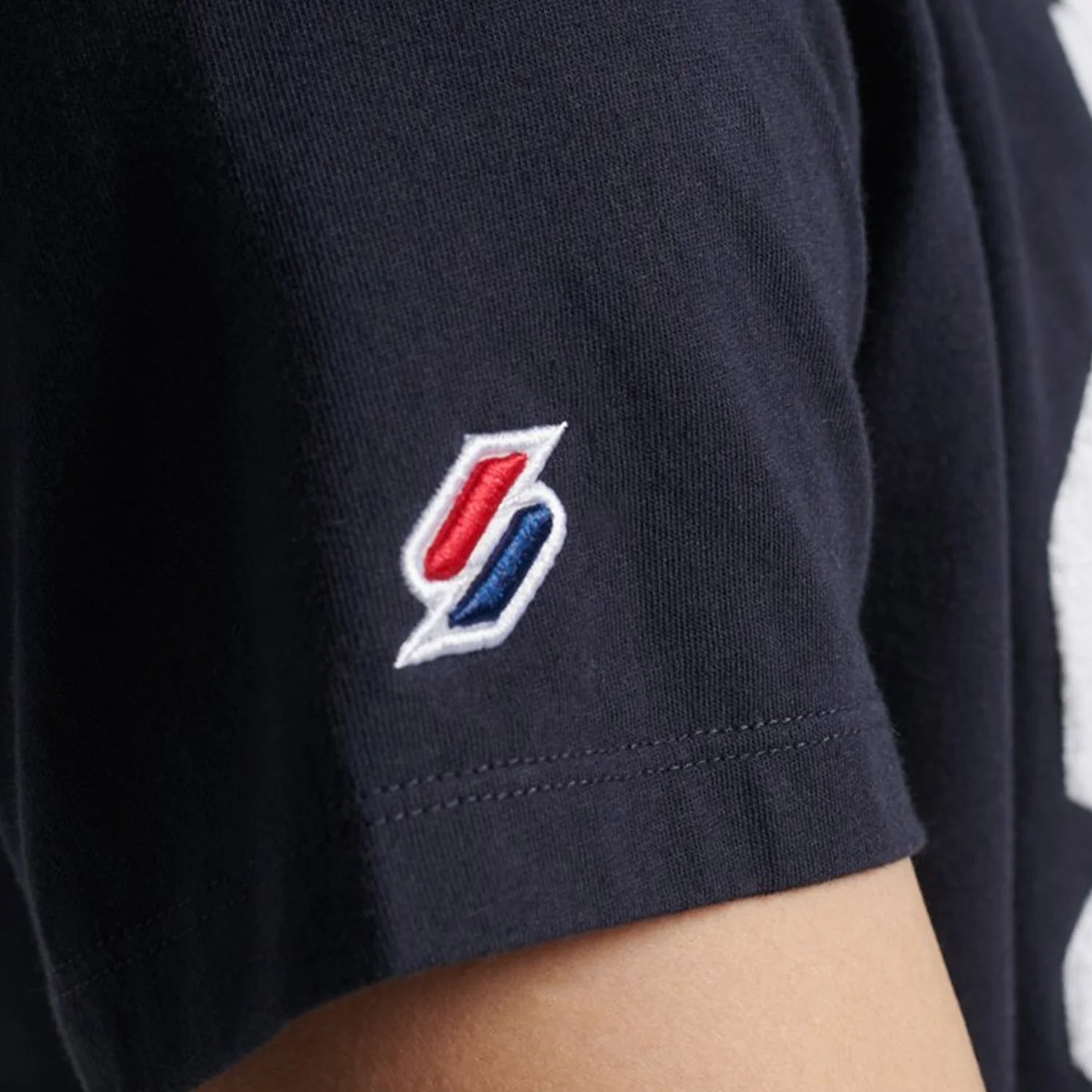 Men's Varsity Arch Mono Short Sleeve T-Shirt - Image 3