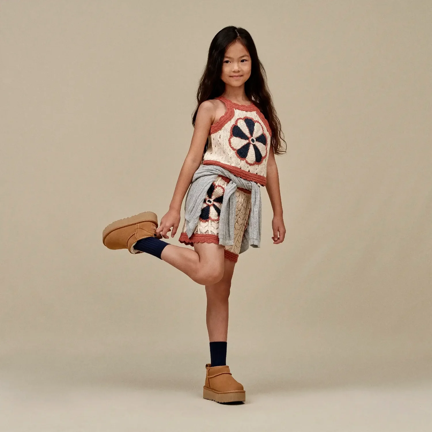 Kid's Classic Ultra Mini Platform Boot Grade School - Image 4