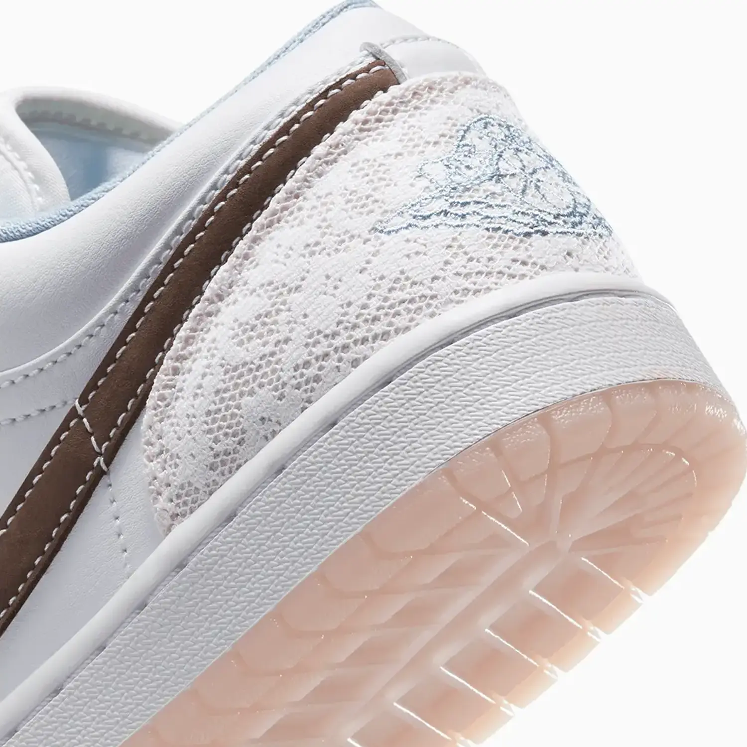 Women's Air Jordan 1 Low "Light Soft Pink" - Image 9