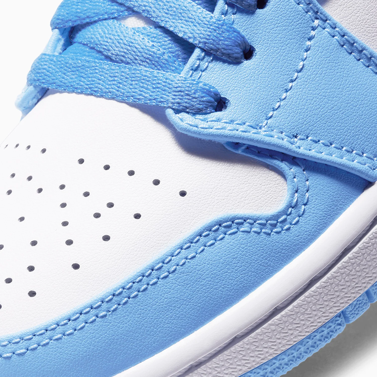 Women's Air Jordan 1 Low "UNC" - Image 7