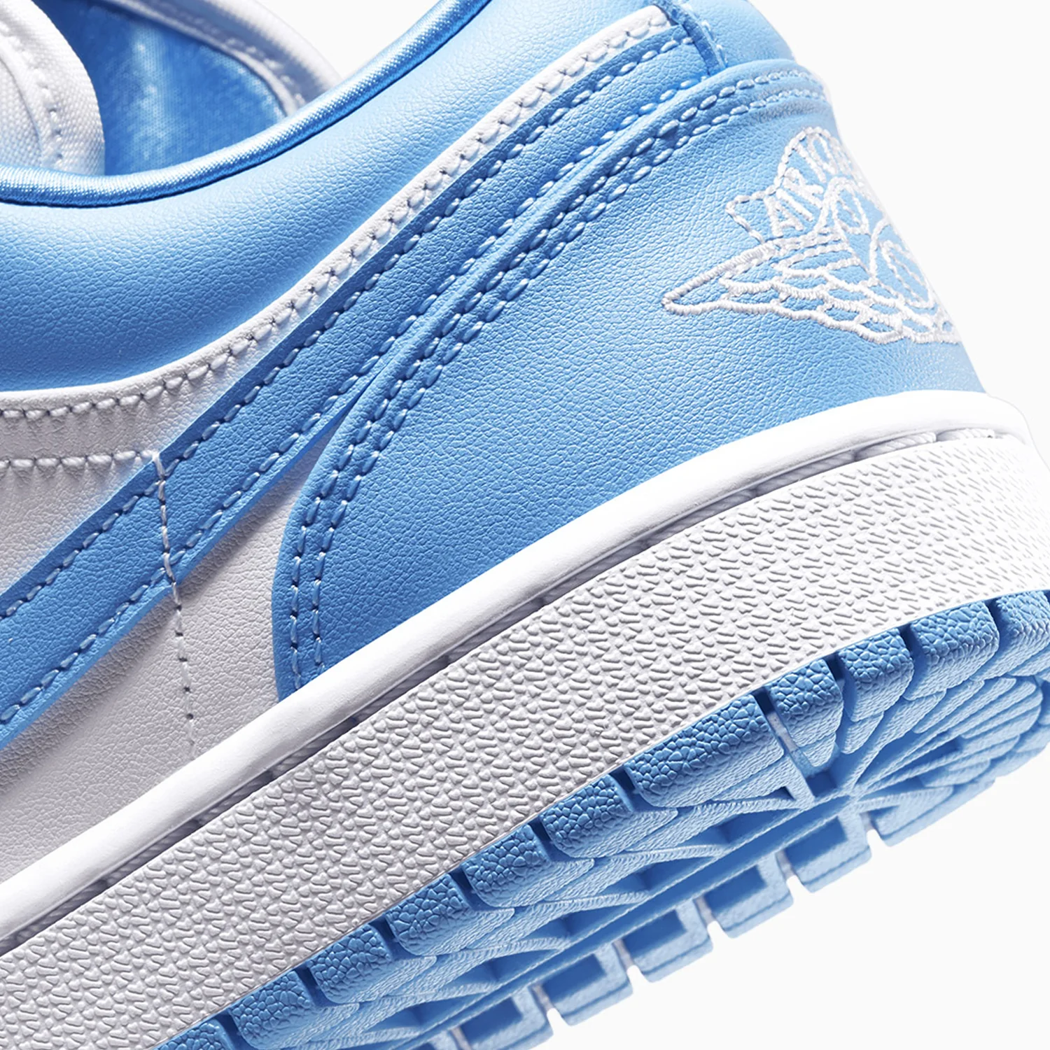 Women's Air Jordan 1 Low "UNC" - Image 8