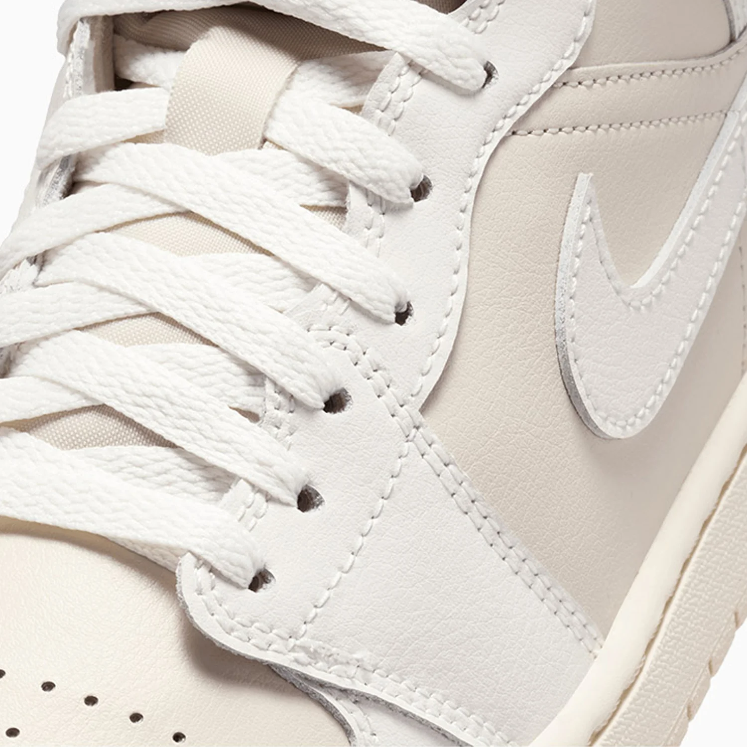 Women's Air Jordan 1 Mid - Image 7