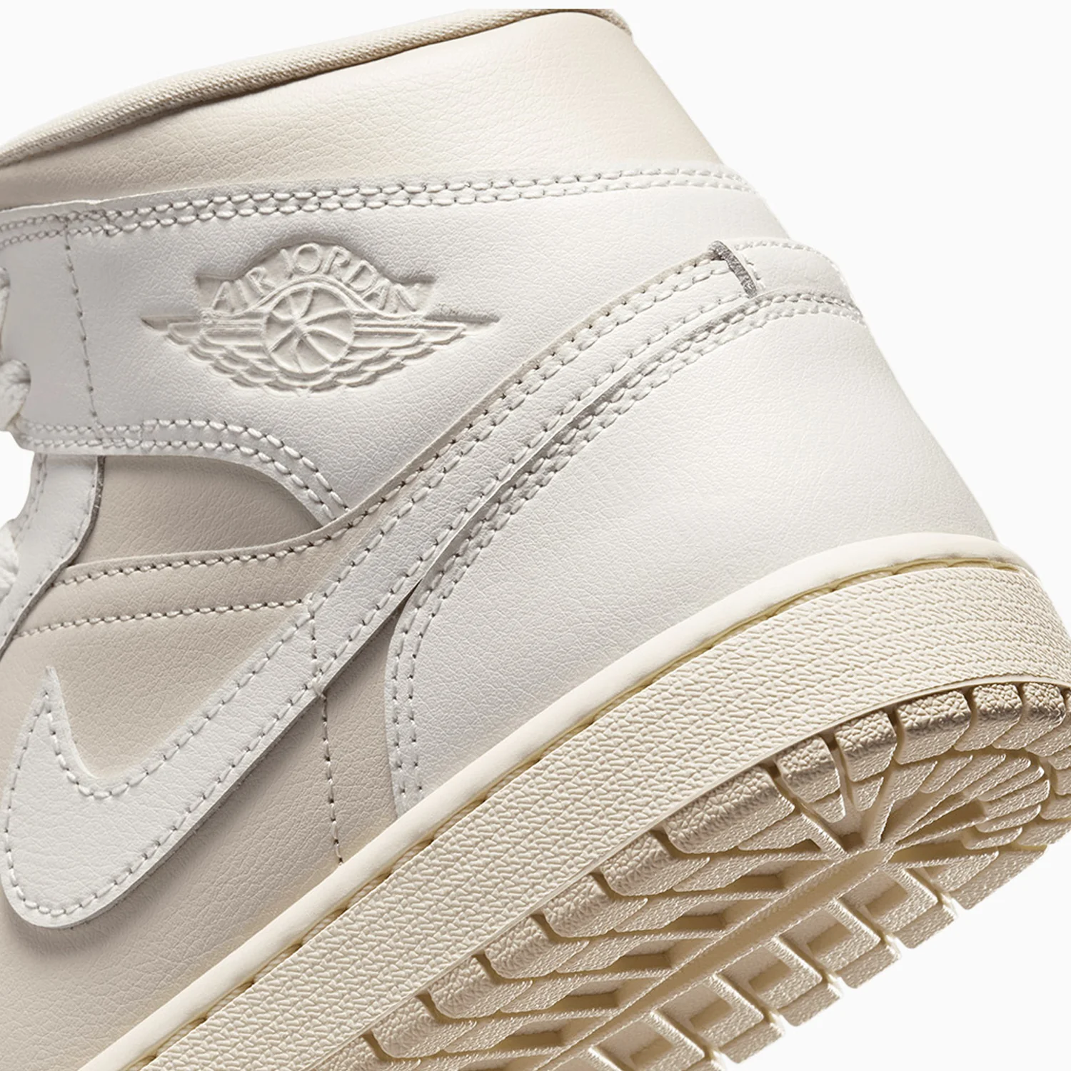 Women's Air Jordan 1 Mid - Image 8