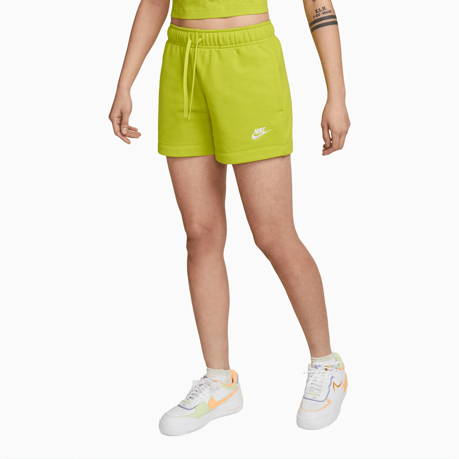 Women's Nike Sportswear Club Essentials T Shirt And Shorts Outfit - Image 8